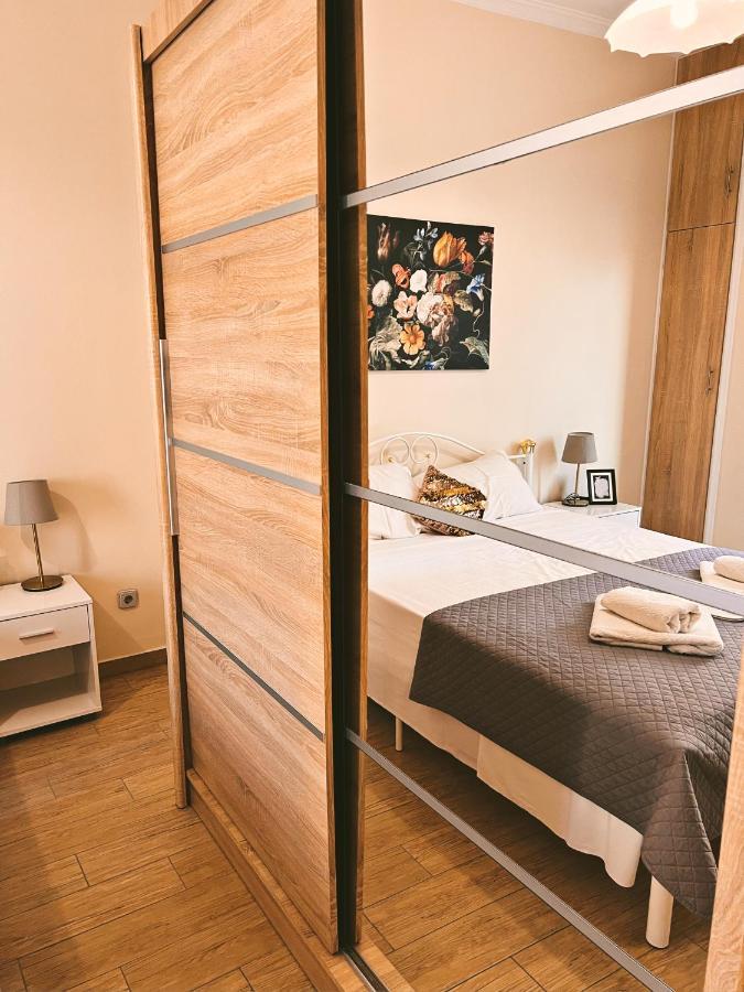 דירות Athens Loft In Pagrati מראה חיצוני תמונה